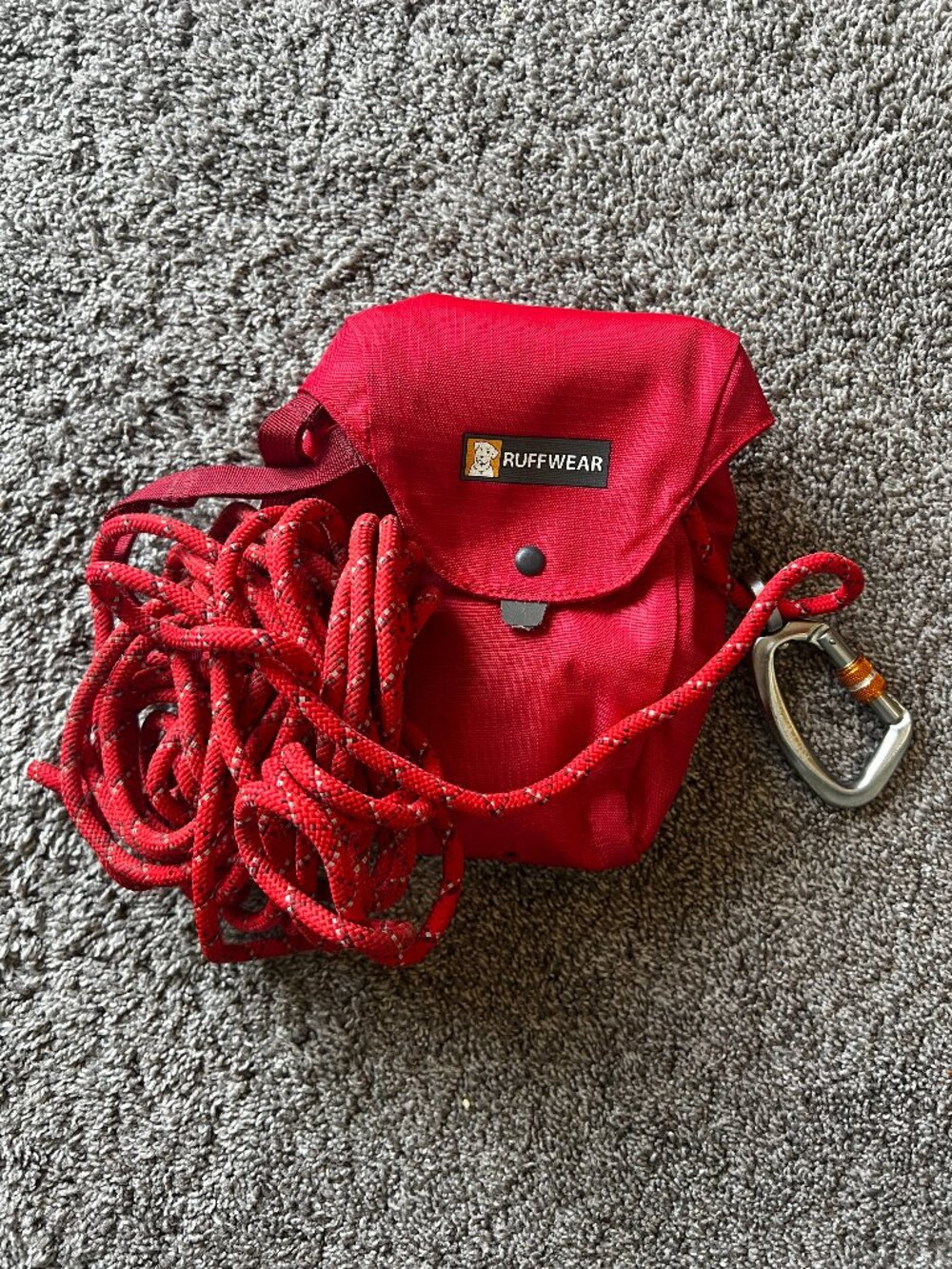 Ruffwear Knot-a-Hitch Campsite dog-hitching system